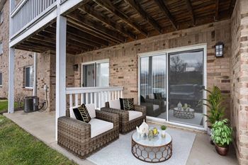 Private balcony/patio